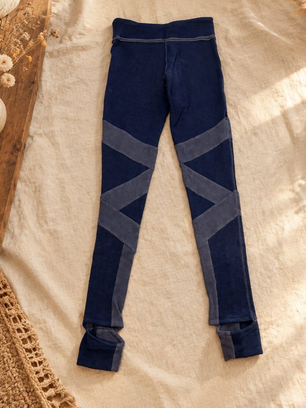 FREE PEOPLE Yoga Pants — Size Small